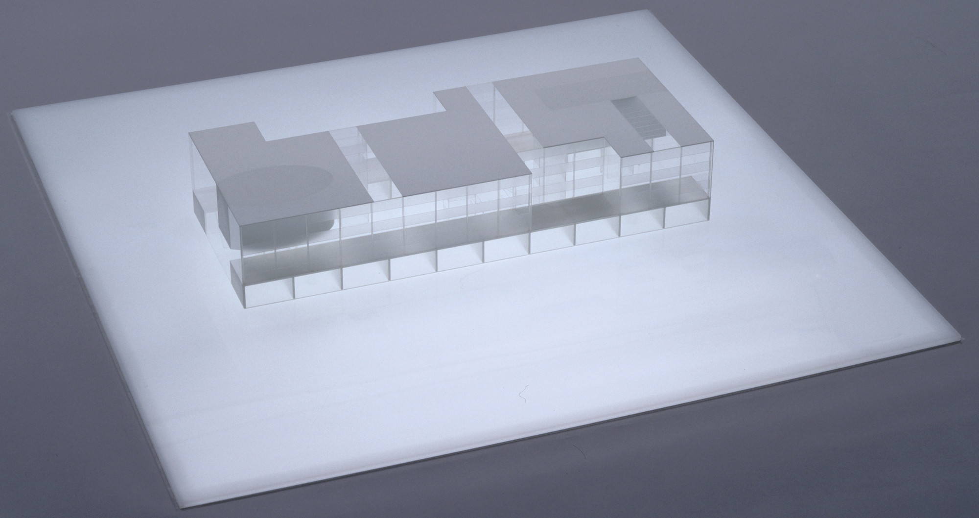 Kazuyo Sejima &amp; Associates, Kazuyo Sejima. Saishunkan Seiyaku Women&#39;s Dormitory, Kumamoto City, Japan (Scale model 1:100). 1990–1991