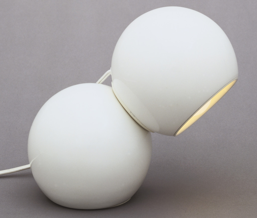 Table Lamp (model 541)