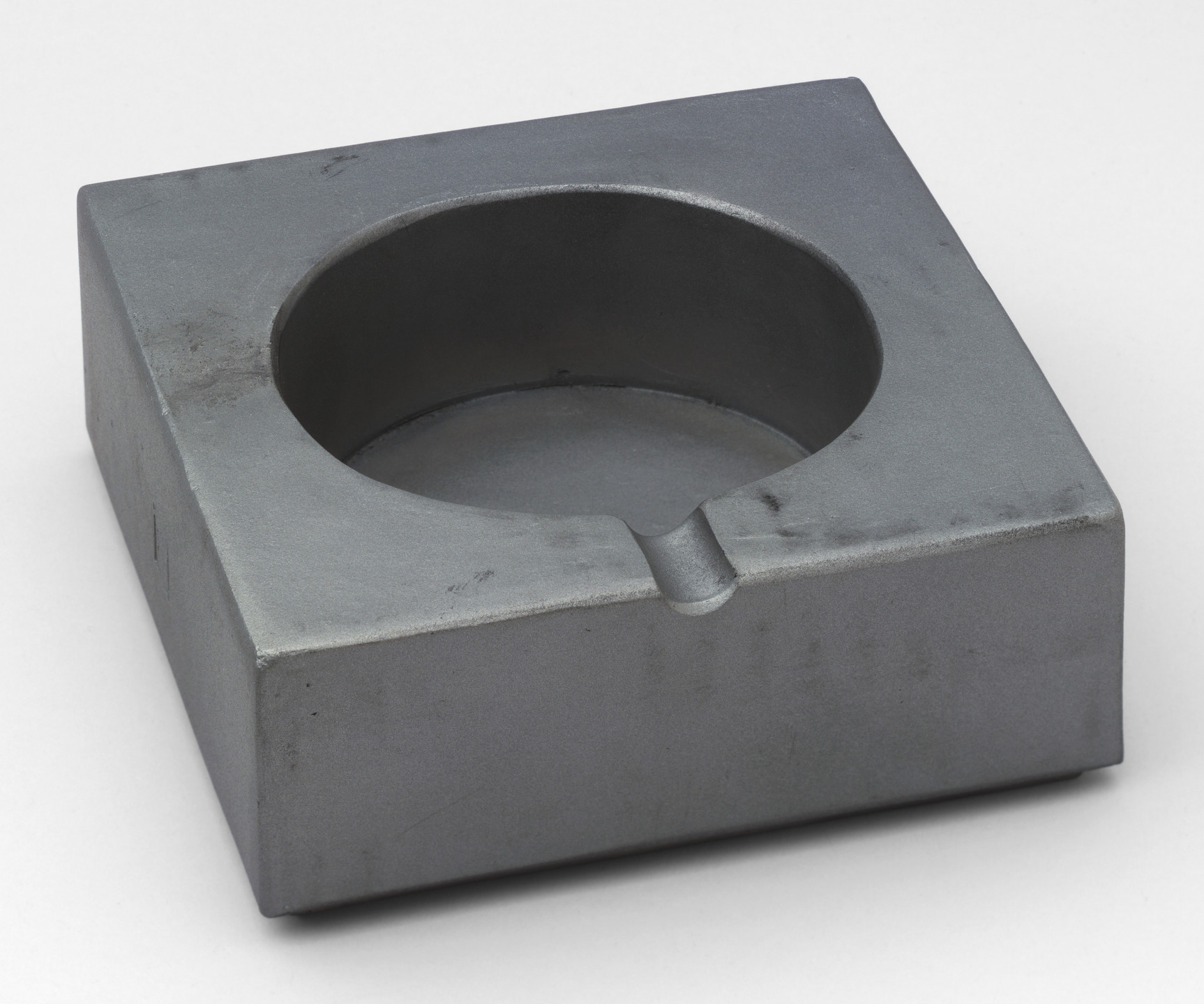 Bonniers International, Japan. Ashtray. c. 1968 | MoMA