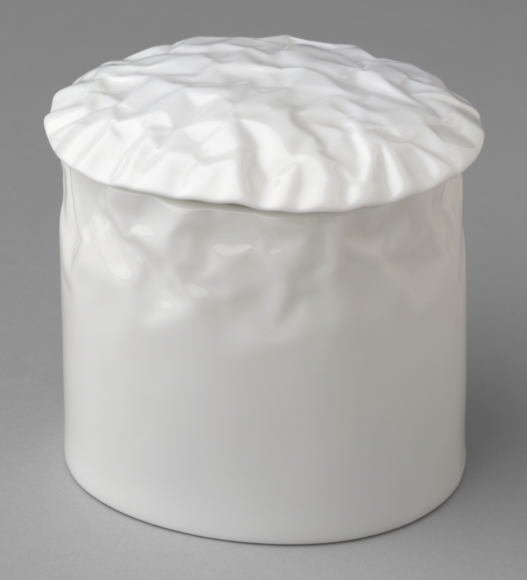 Makoto Komatsu. Crinkle Pot (model CR-104)
