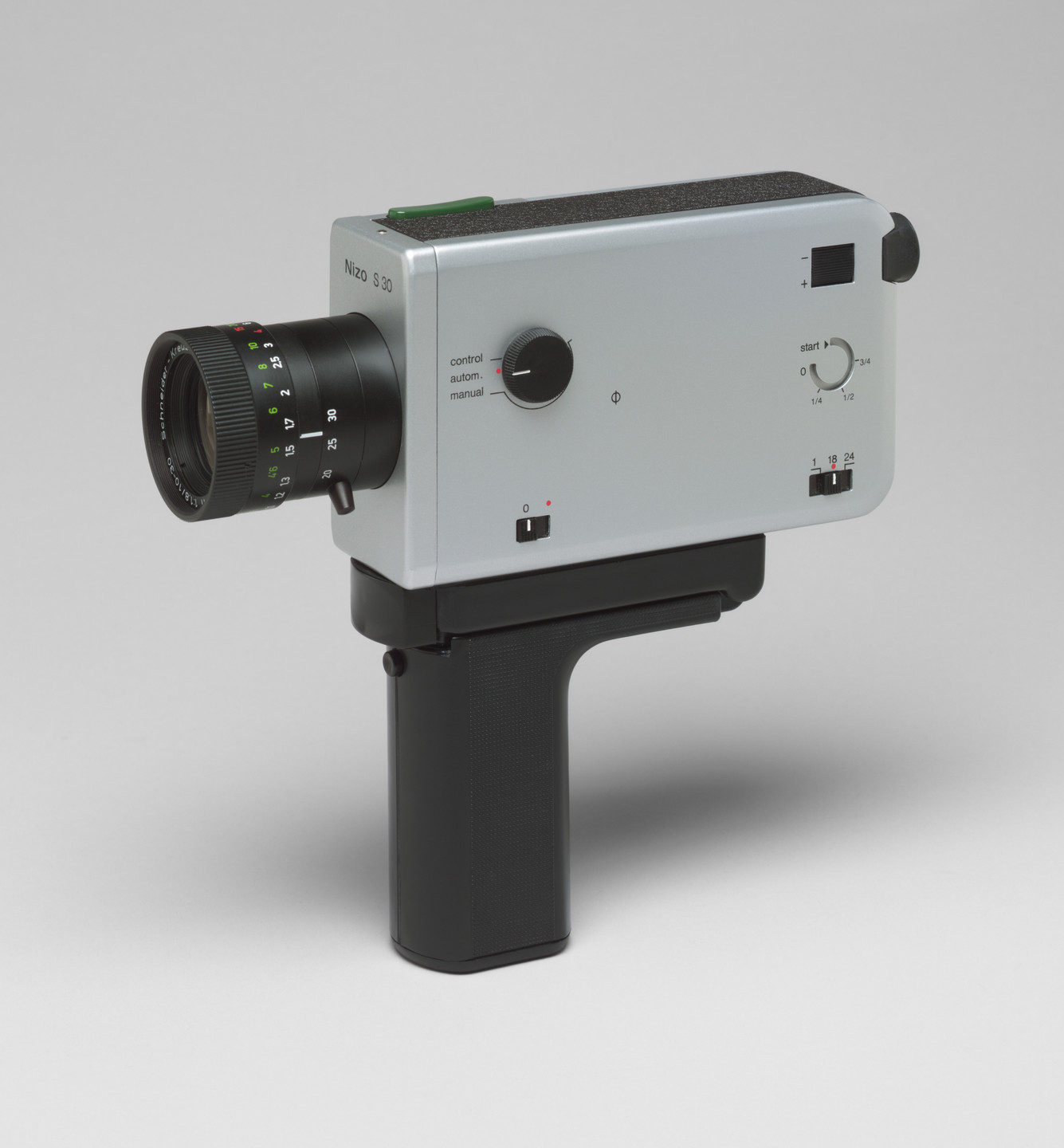 ノミ Robert Oberheim. Nizo S 30 Super-8 Camera. 1970 | MoMA