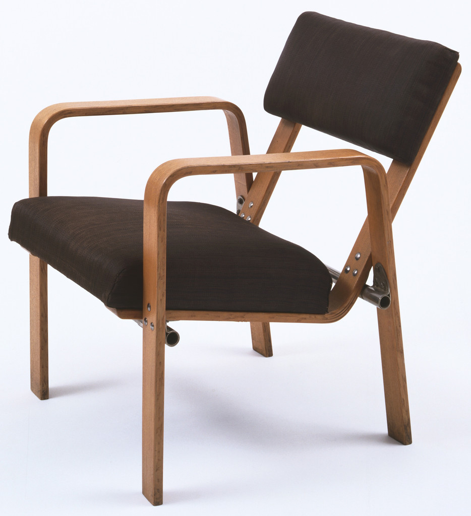 Armchair (model ti 244)