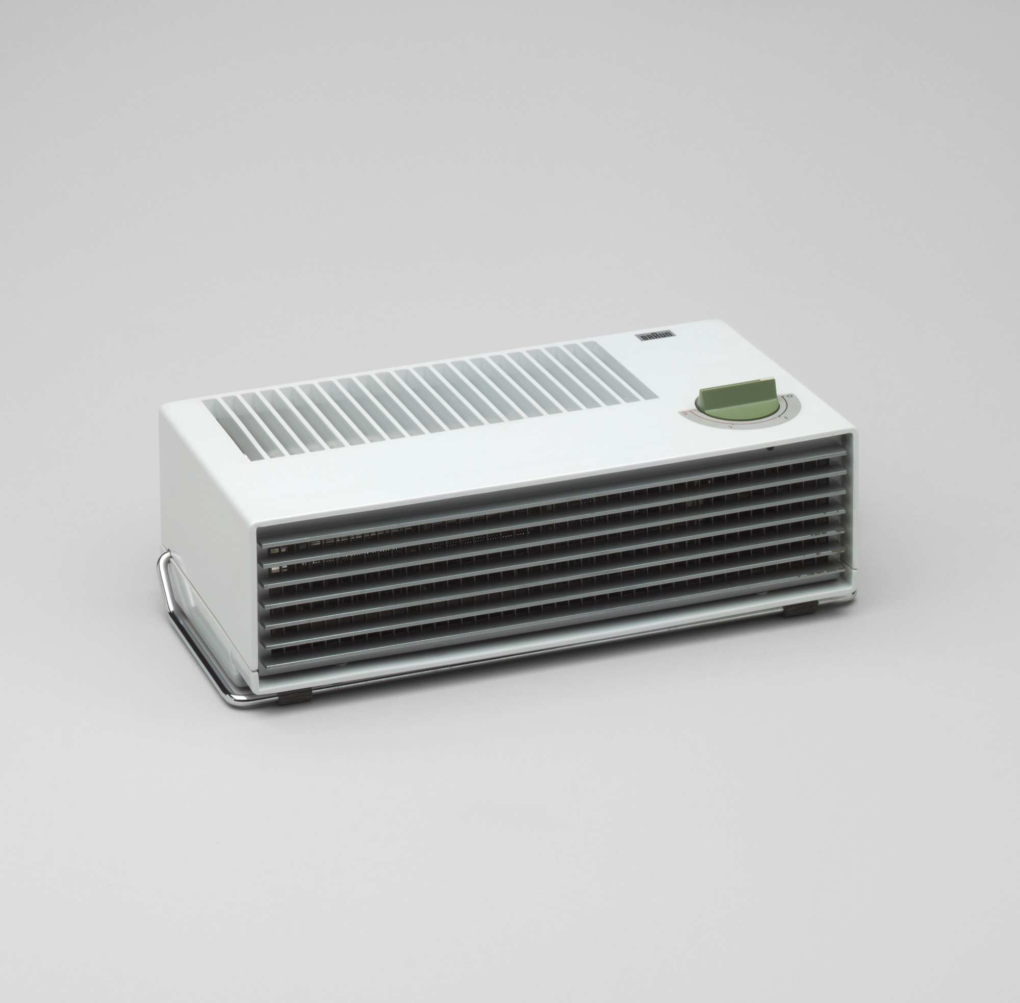 ヴィンテージブラウン・BRAUN送風〜温風ヒーター・ディーターラムスデザイン Dieter Rams. Heater-Ventilator (model H 3). 1962 | MoMA