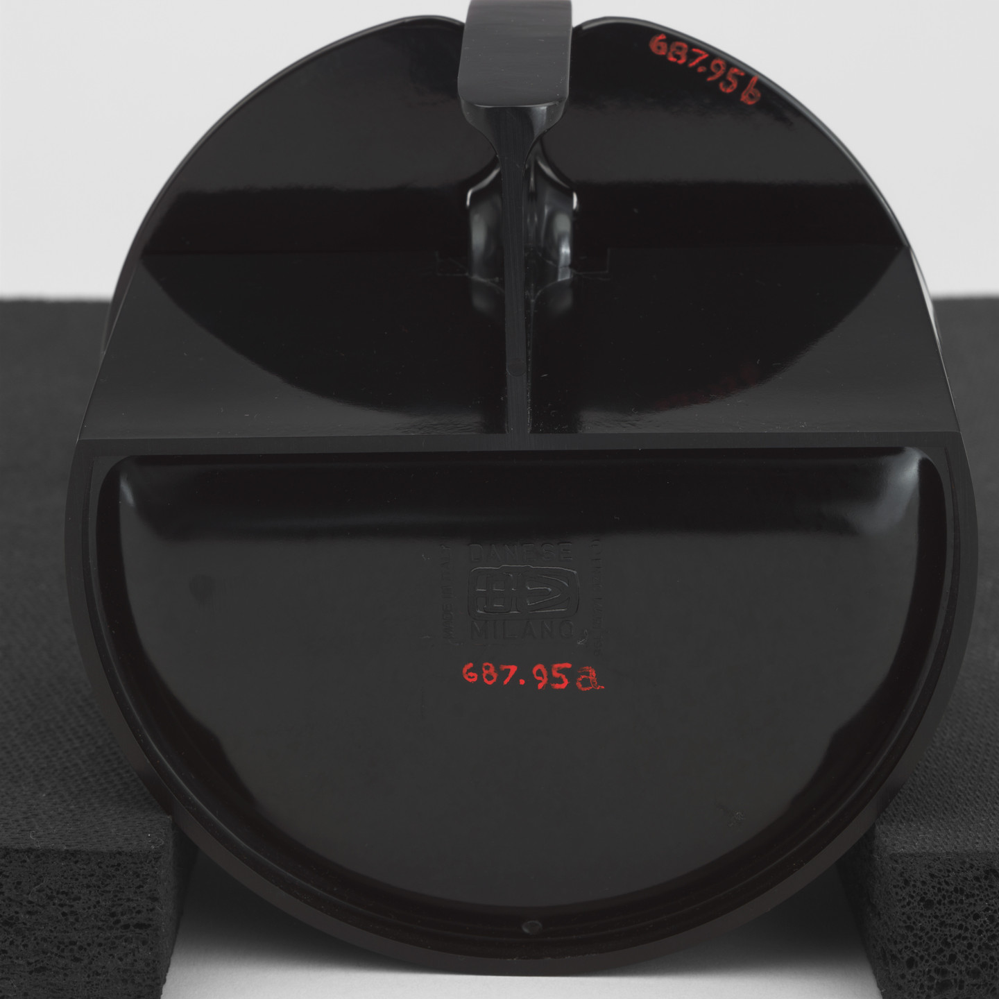 Enzo Mari. Java Container. 1969–1970