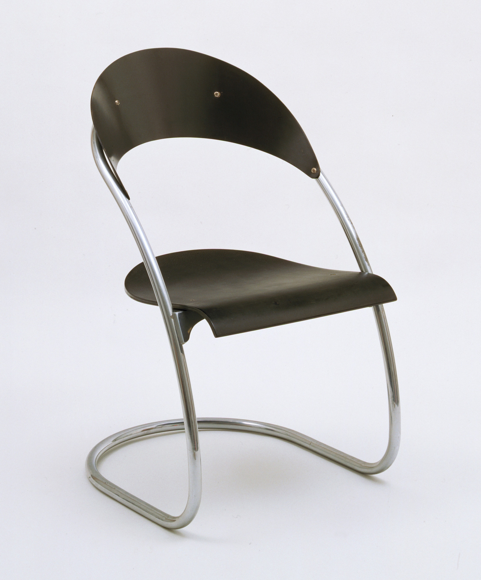 Hans Luckhardt, Wassili Luckhardt. Side Chair (model ST14)