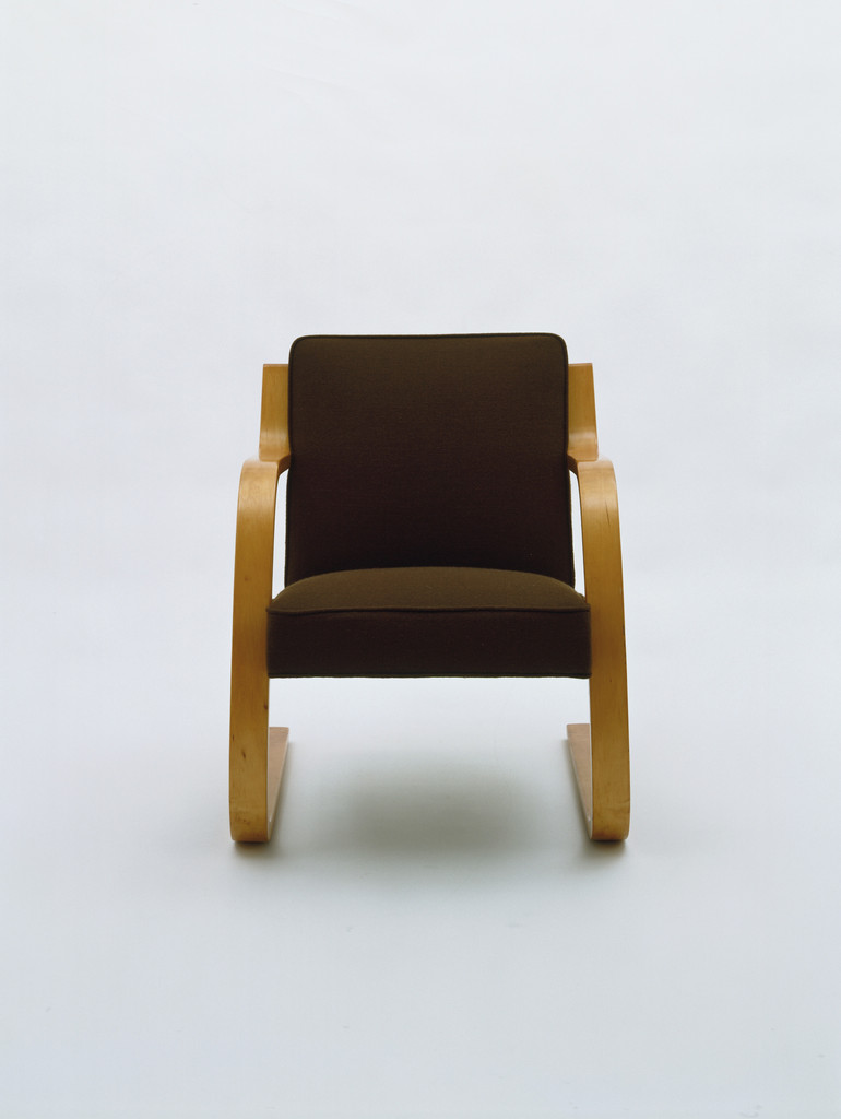 Armchair (model 402) by Alvar Aalto