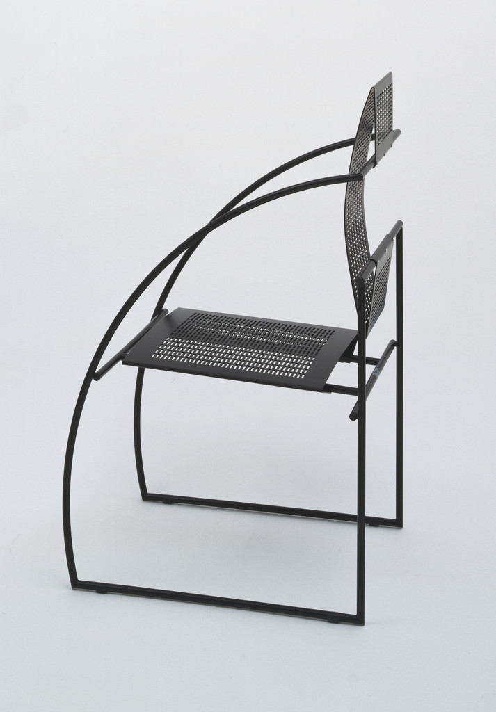 Quinta Armchair