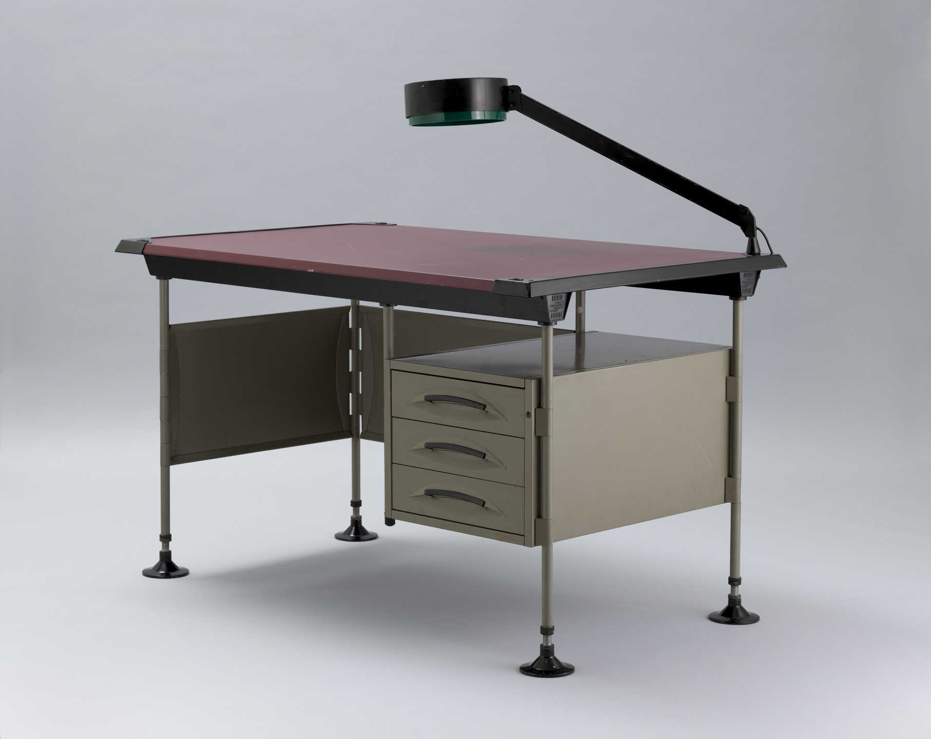 BBPR, Gianluigi Banfi, Lodovico Barbiano di Belgiojoso, Enrico Peressutti, Ernesto Nathan Rogers. Olivetti Spazio Desk. c. 1961