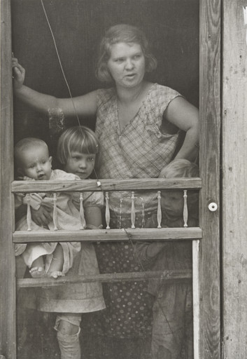 Farm Family, Indiana