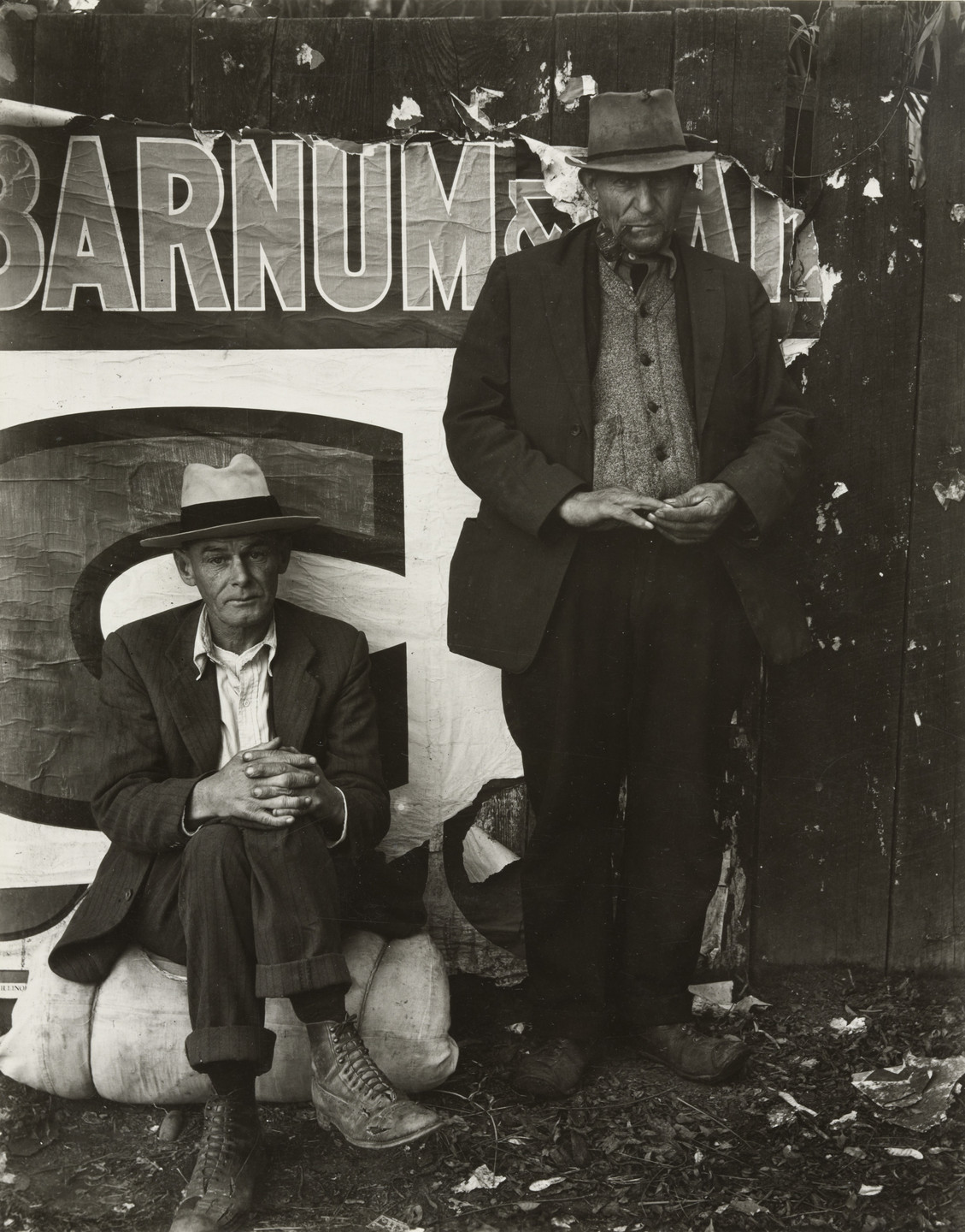Willard Van Dyke. Two Migrant Workers, California. 1937