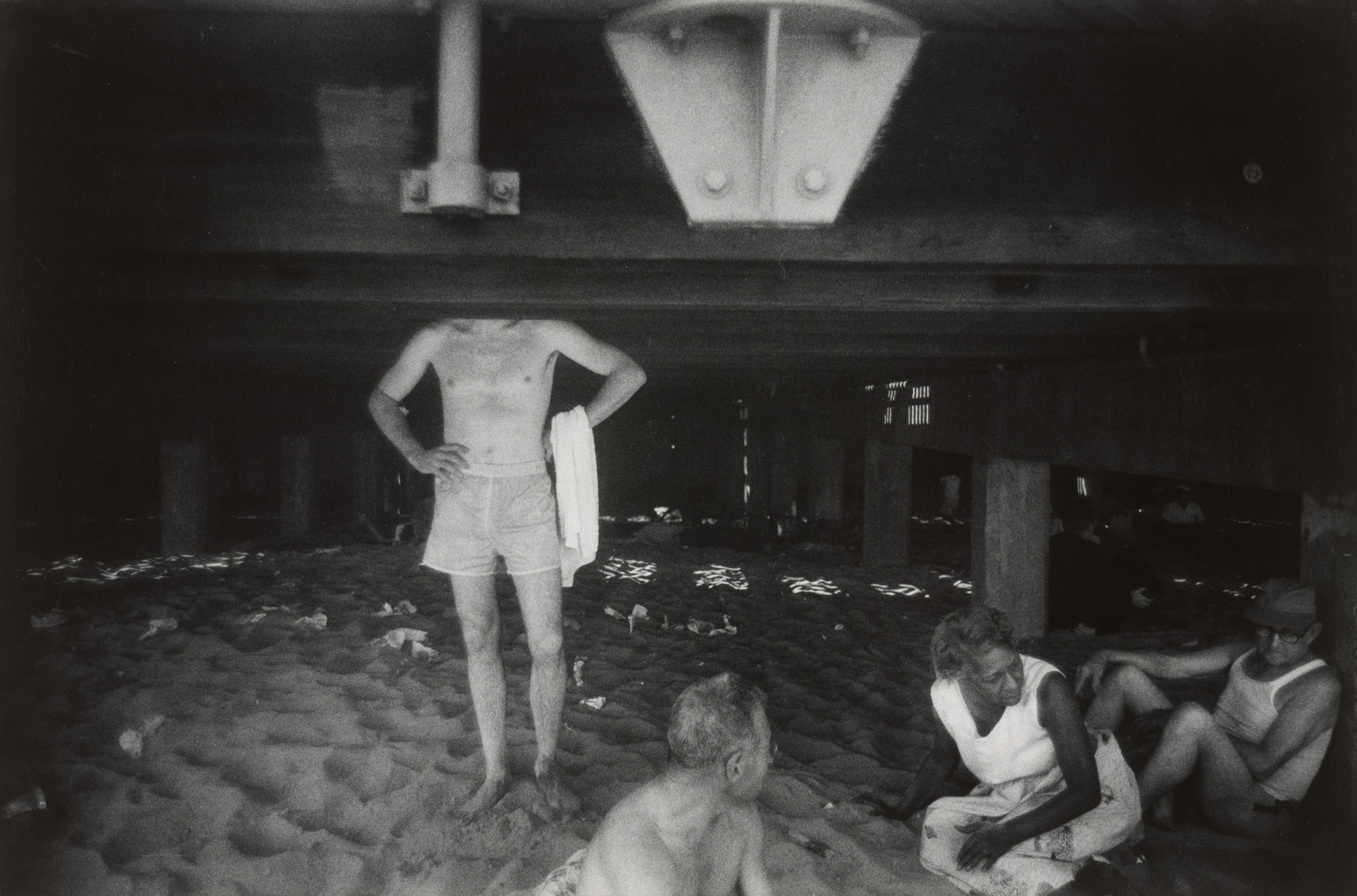 Garry Winogrand. Coney Island, New York. 1952