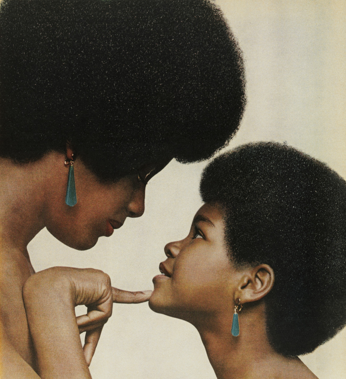 Hank Willis Thomas. Kama Mama, Kama Binti (Like Mother, Like Daughter), 1971. 2008