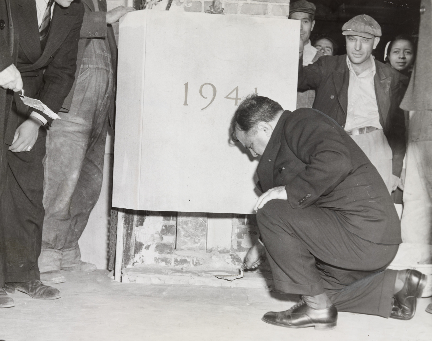 The New York Times. "Mayor La Guardia Lays Conerstone on North Brothers Island". October 21, 1941