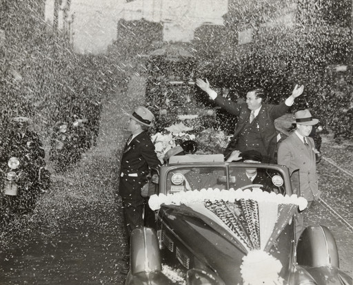 "Wendel Wilkie, Campaigning in the Midwest"