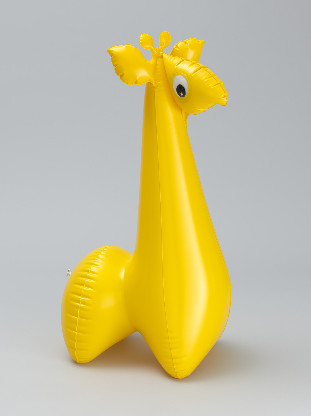 Libuše Niklová. Giraffe. Original c. 1970, reproduced 2011