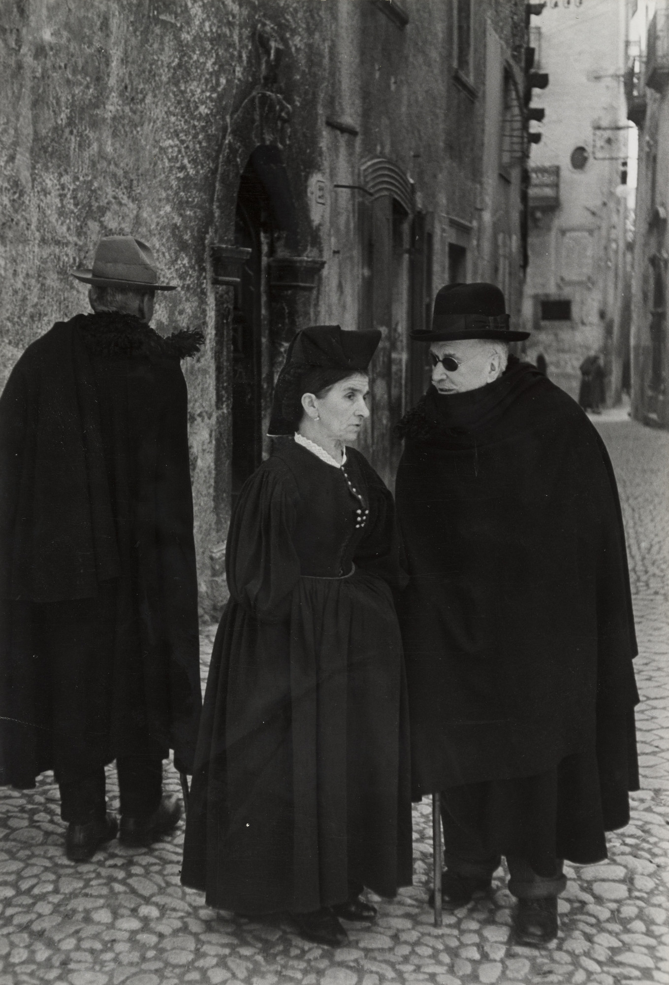 Henri Cartier-Bresson. Scanno, Italy