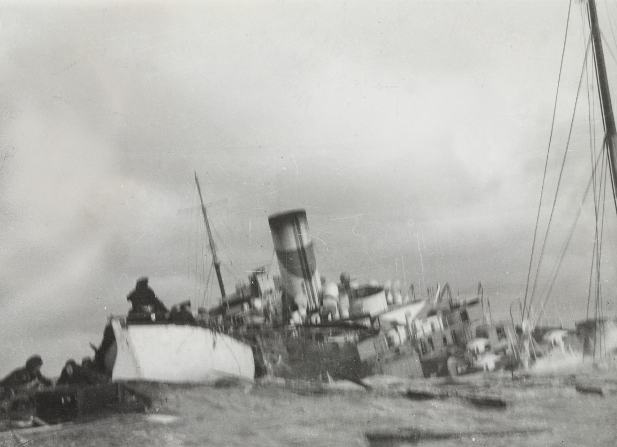Associated Press. &#34;The Rajputana Flounders&#34;. 1941