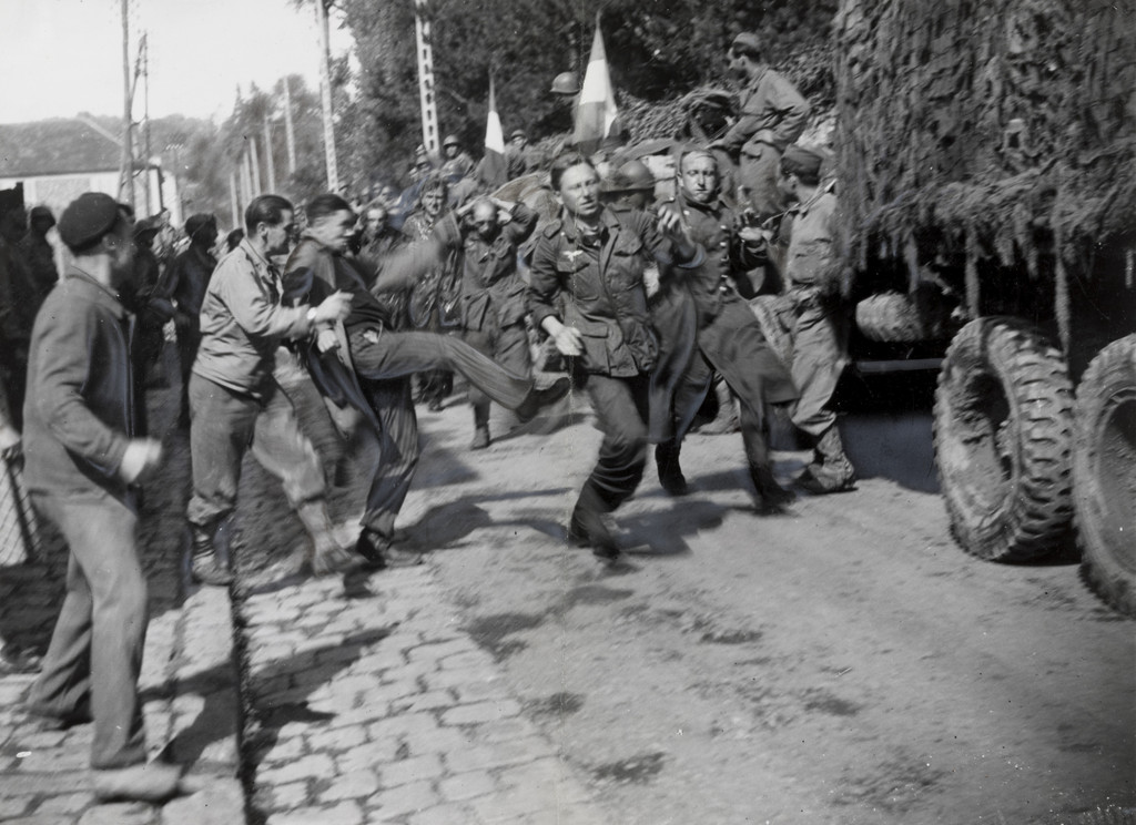 "How German Prisoners Were Received by French Patriots"