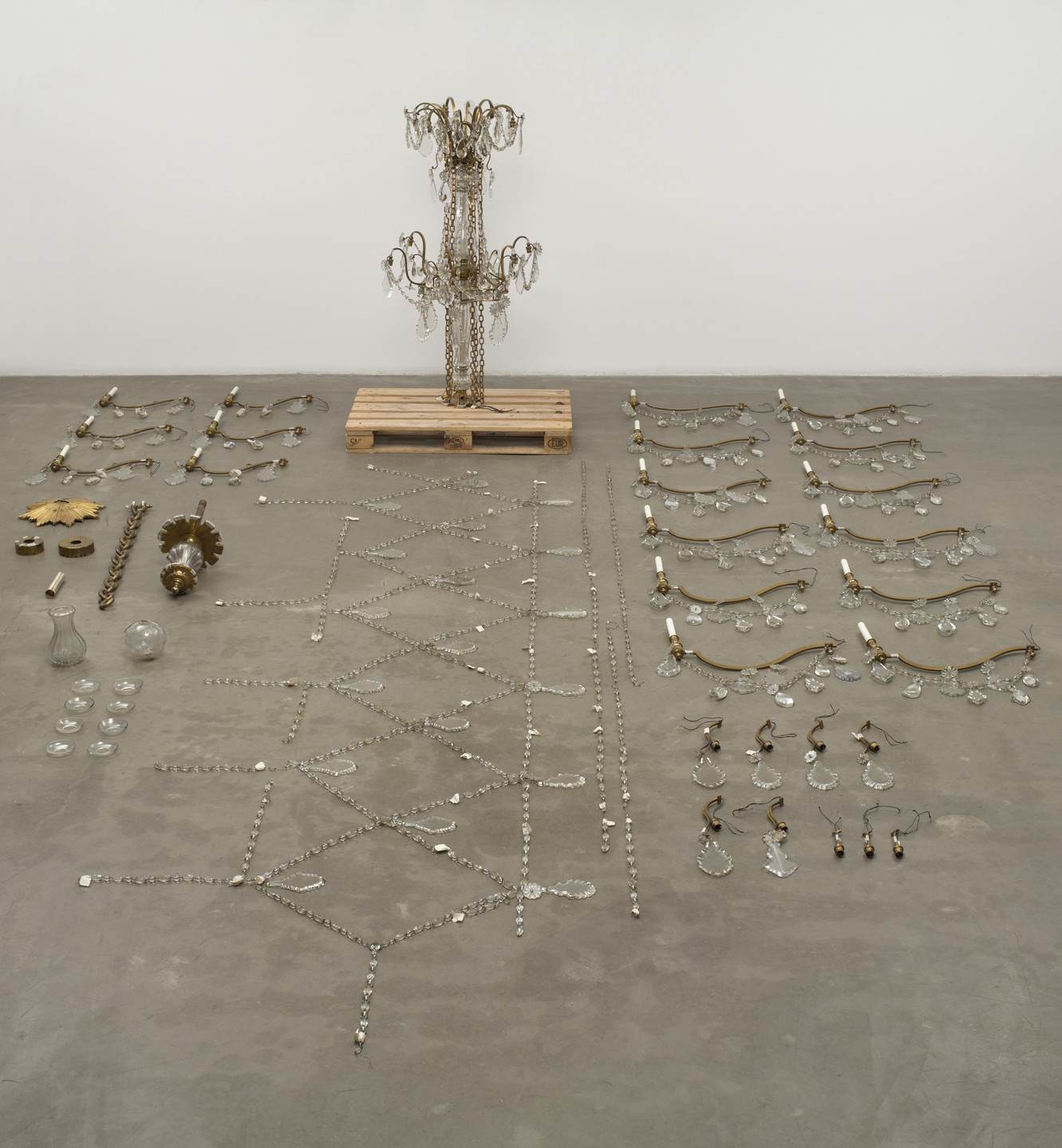 Danh Vo. 08:43, 26.05. 2009