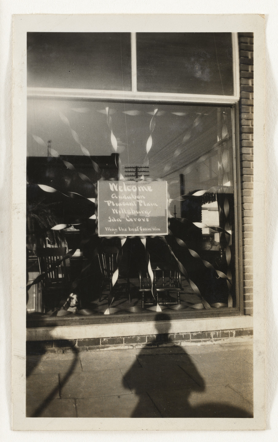 Unknown photographer. Untitled. n.d.