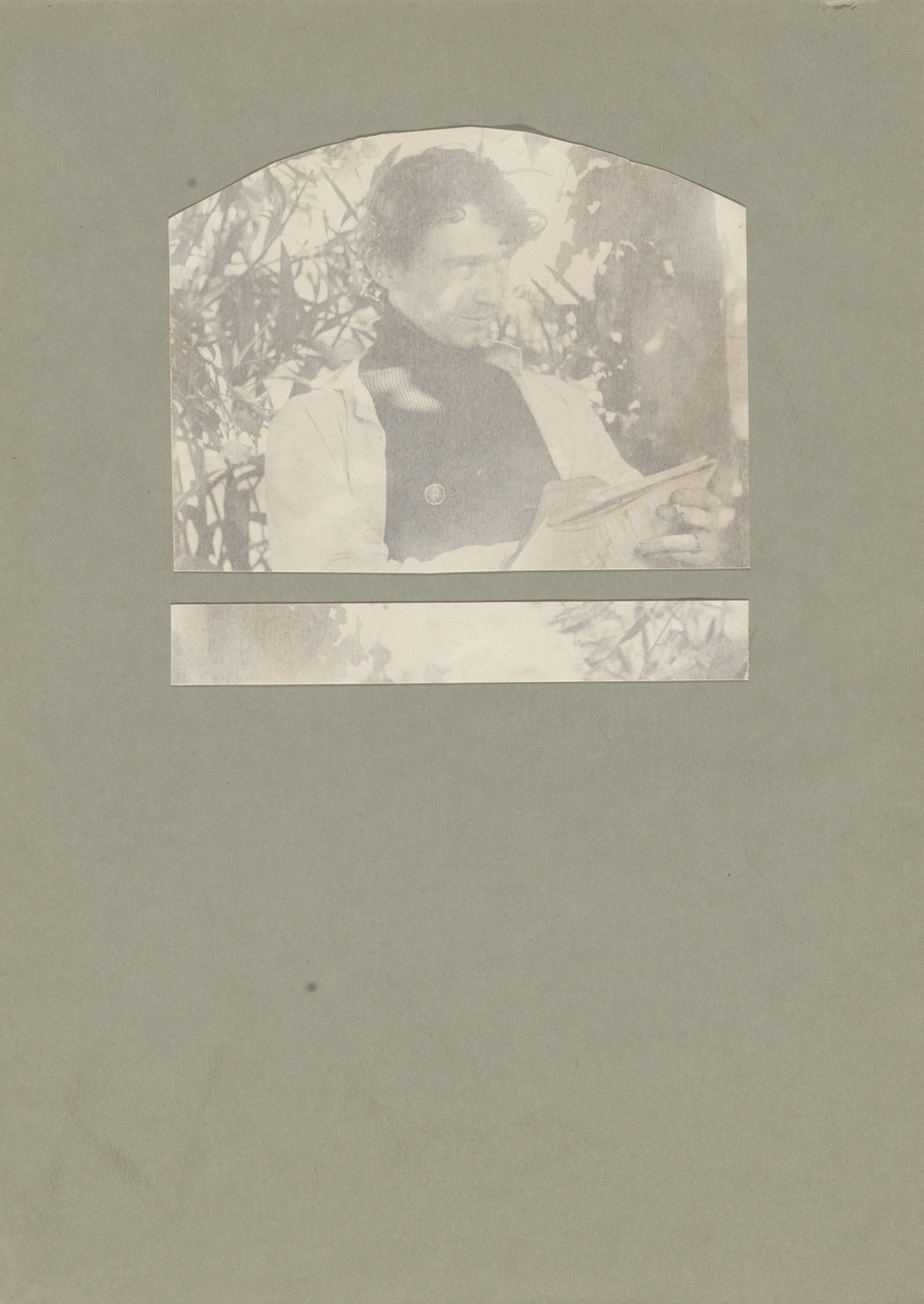 Gertrude Käsebier. Portrait of Edward Steichen sketching