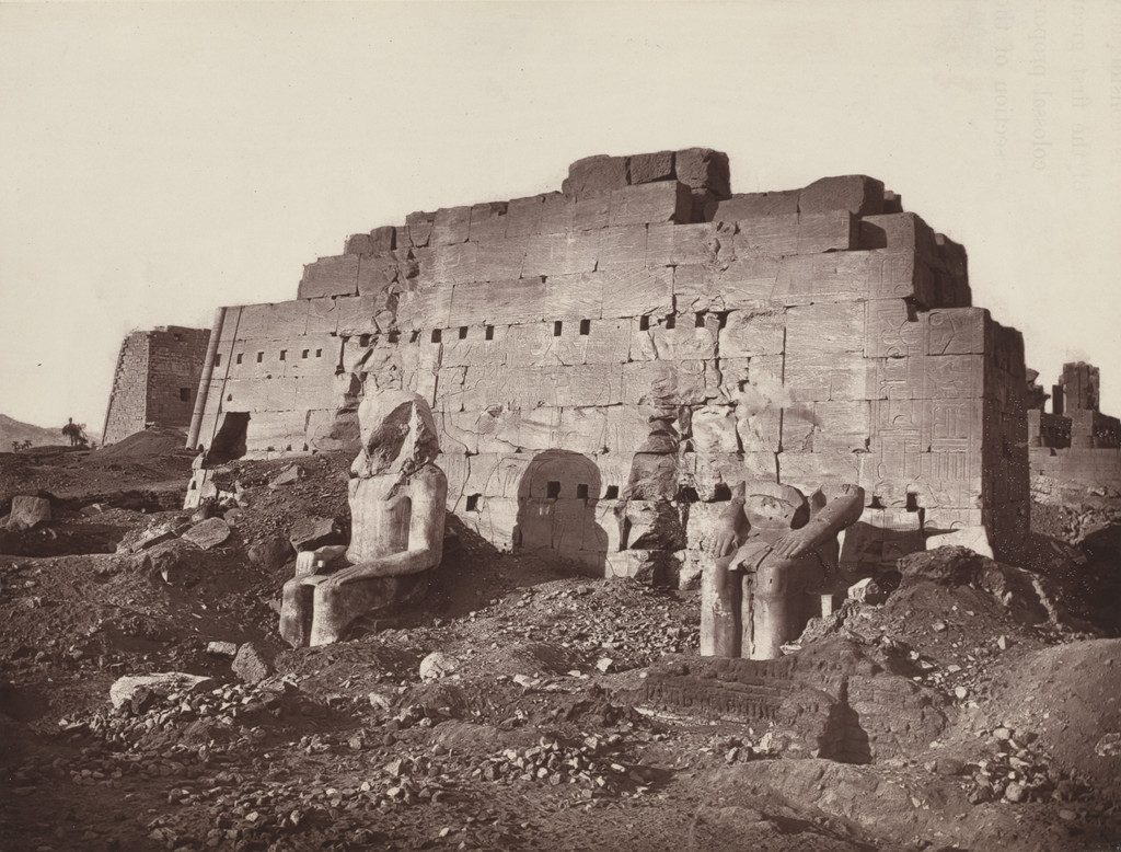 A Pylon, with Colossi