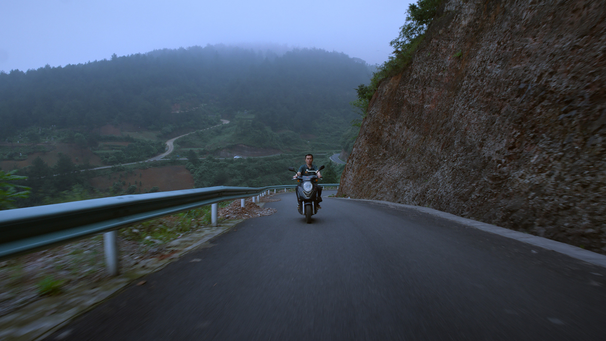 Lu Bian Ye Can (Kaili Blues)