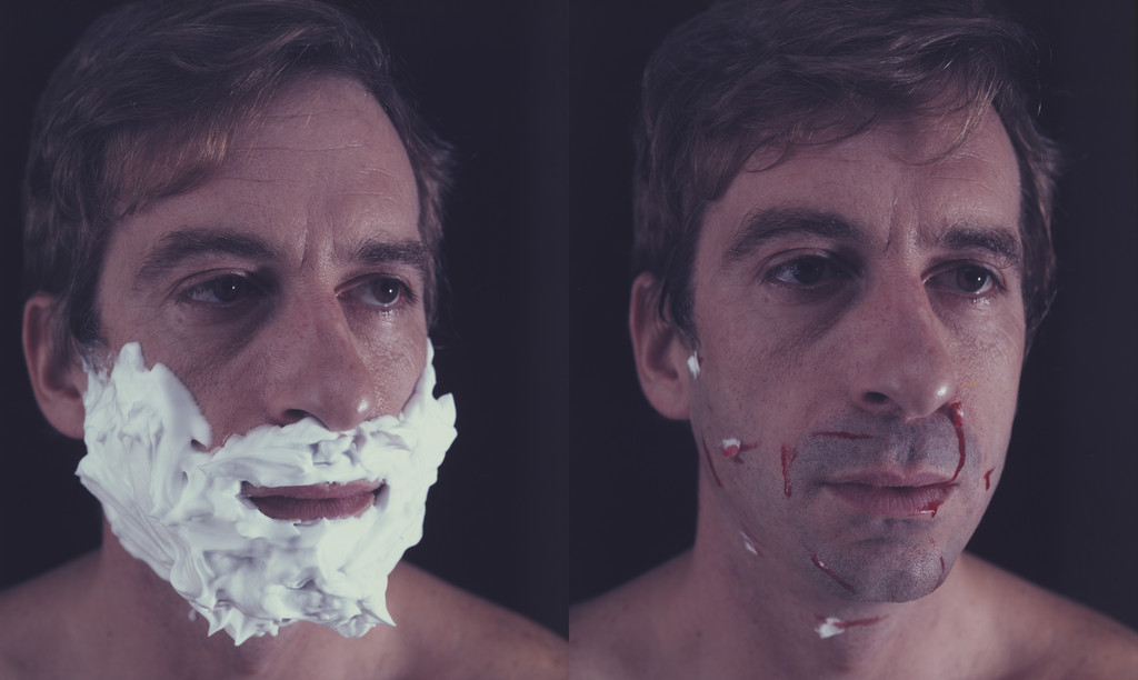 Foamy Aftershave (L-Foamy; R-Aftershave)