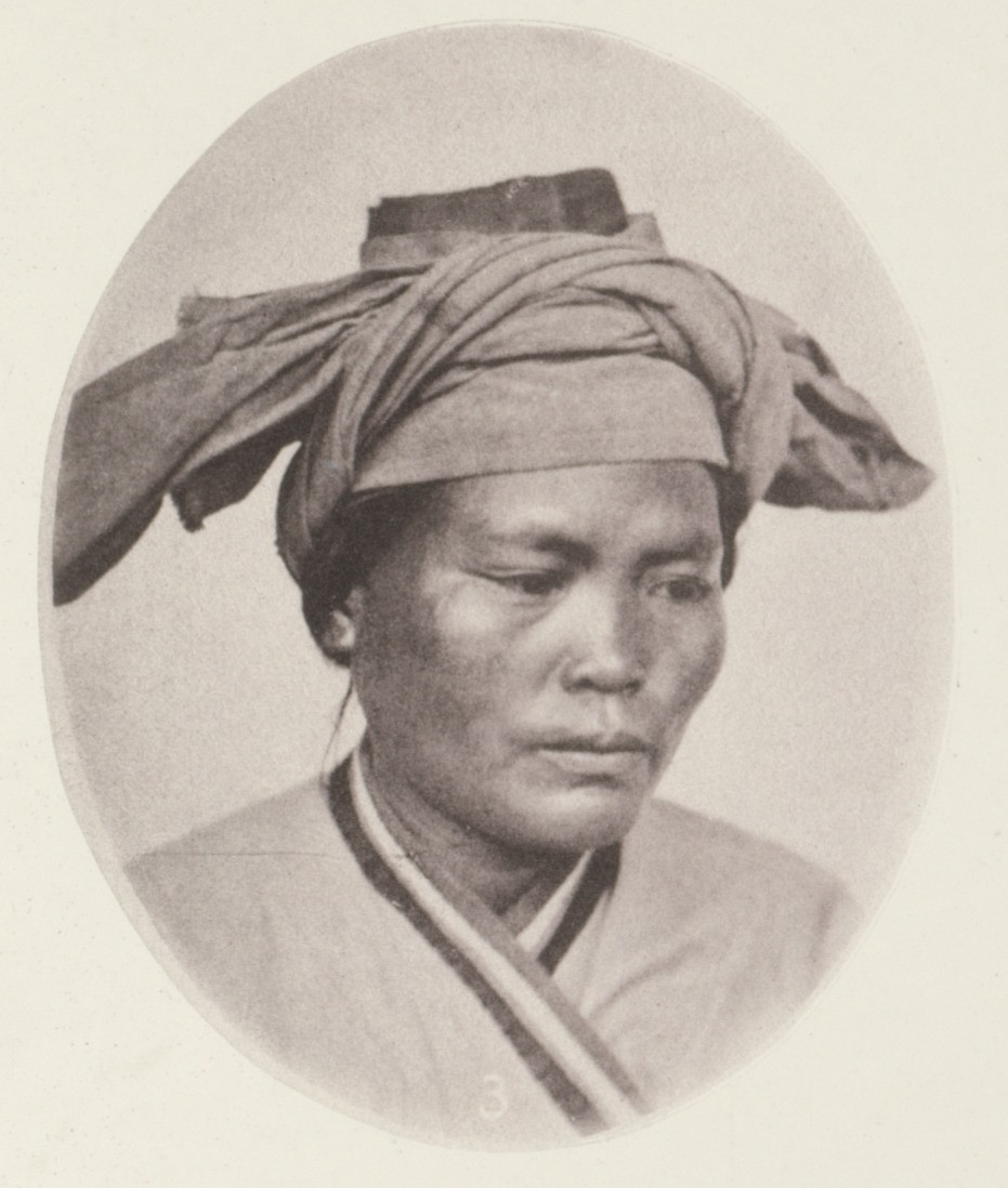 John Thomson. Pepohoan Female Head