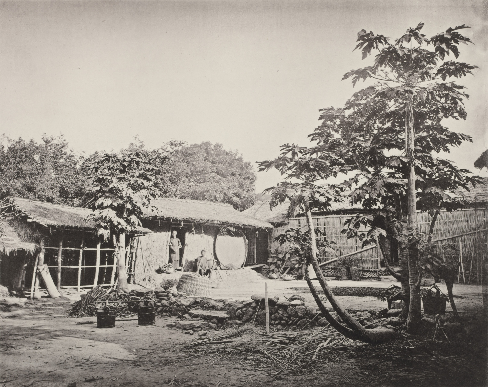 John Thomson. A Pepohoan Dwelling