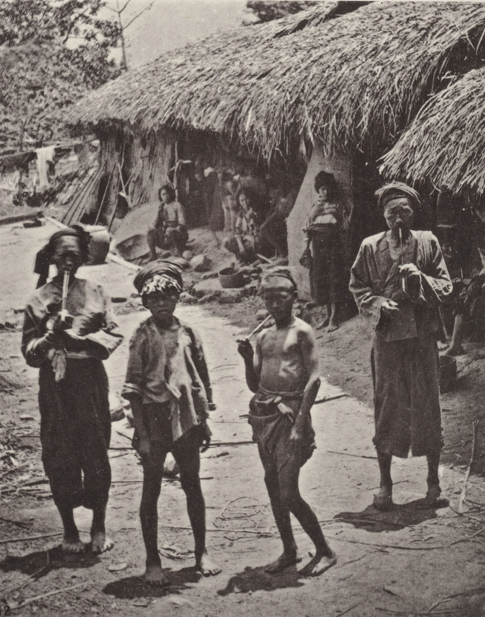 John Thomson. Lakoli
