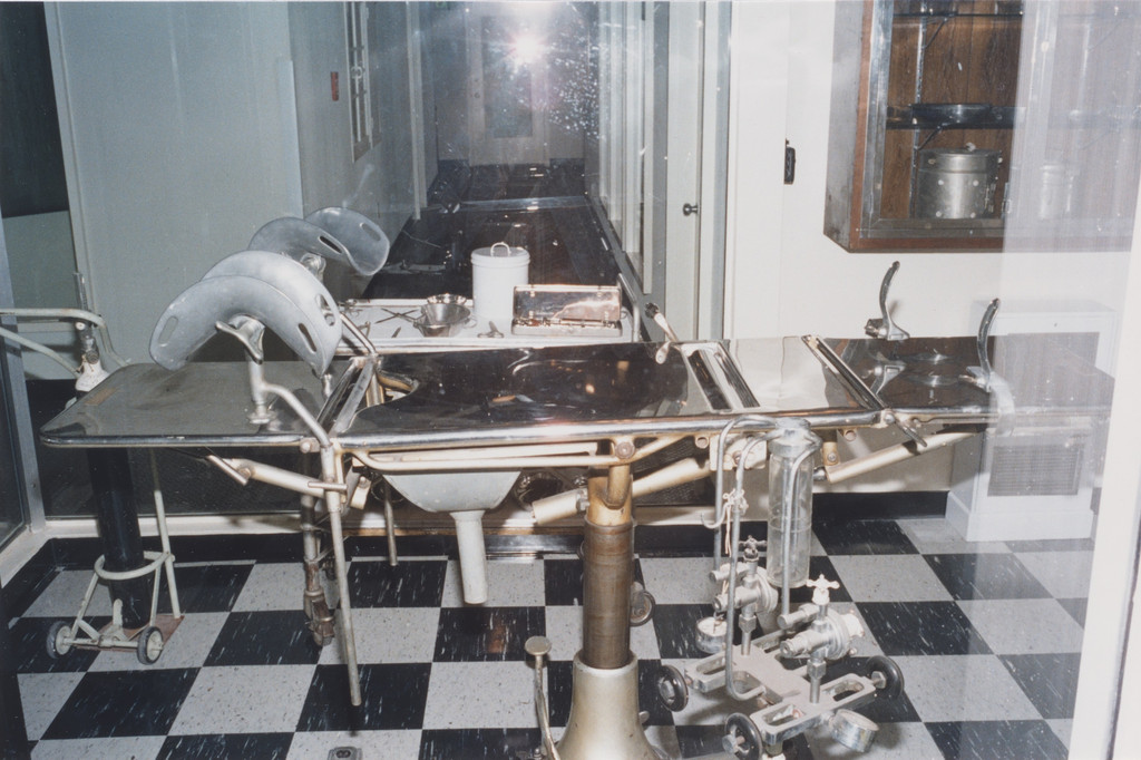 THE QUEEN MARY, LONG BEACH