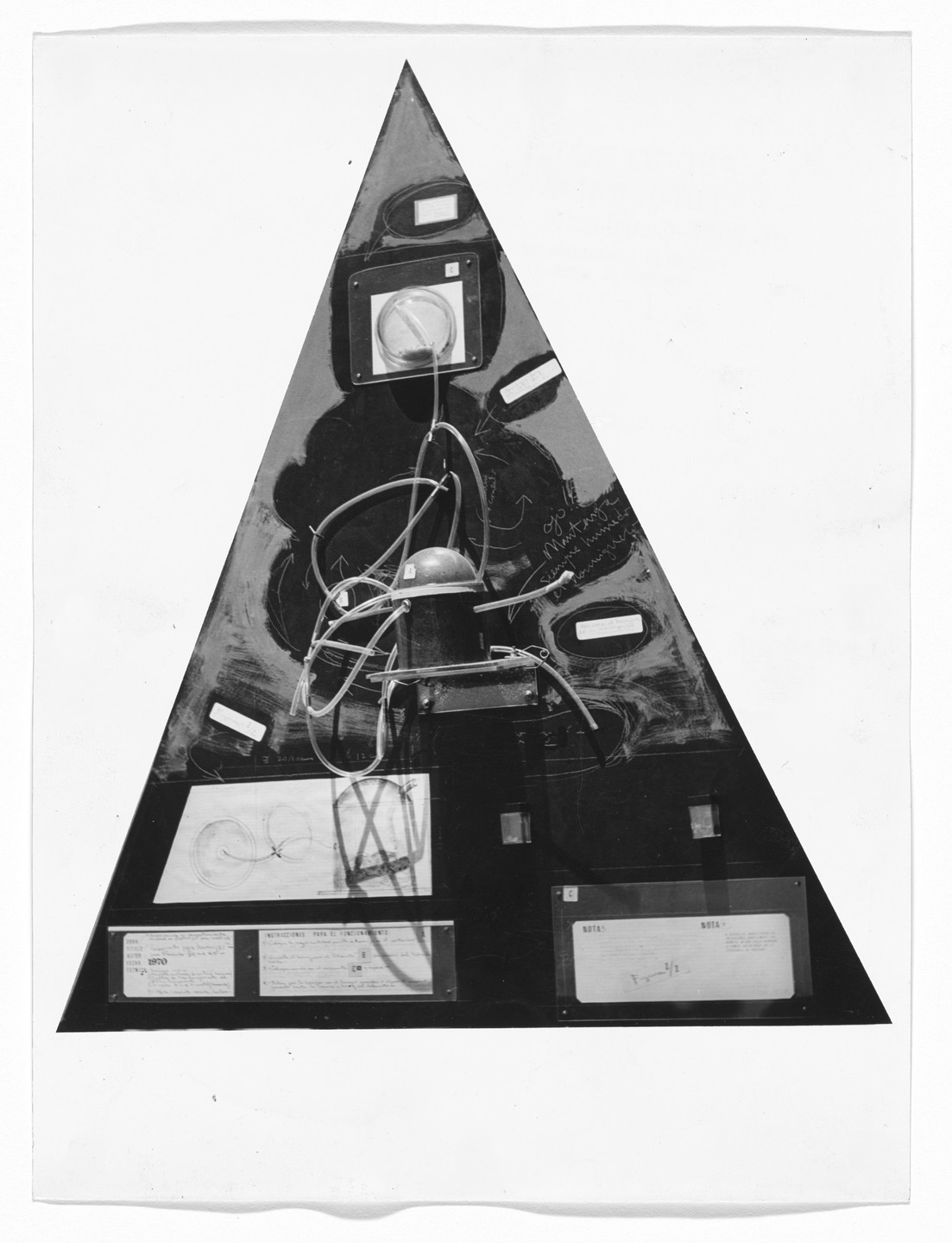 Luis Fernando Benedit. Labyrinth for Ants. 1970