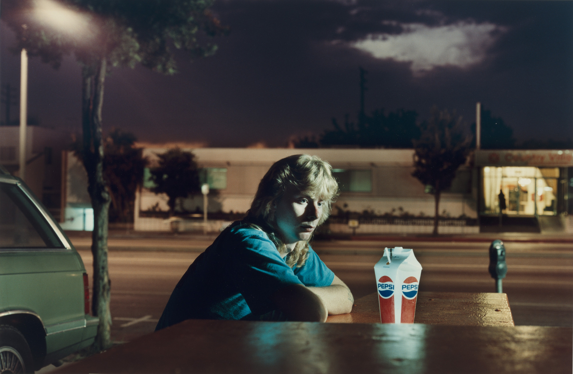 アート・デザイン・音楽 Philip-Lorca diCorcia Philip-Lorca diCorcia. Brent Booth; 21 years old; Des Moines, Iowa