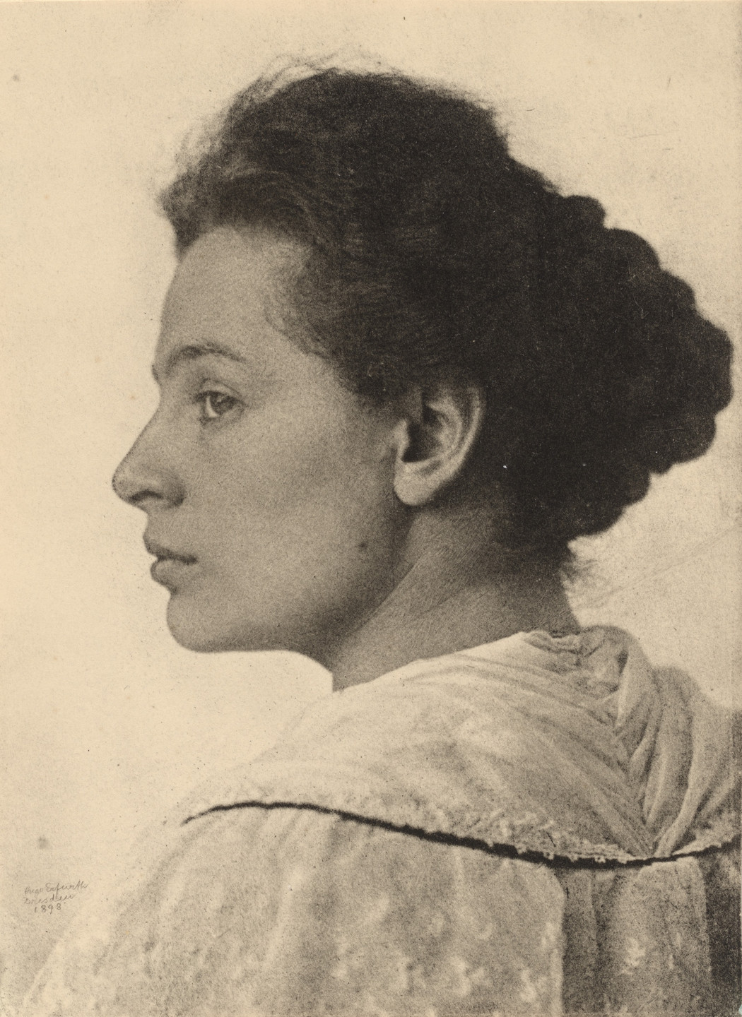 Hugo Erfurth. Young Girl. 1899