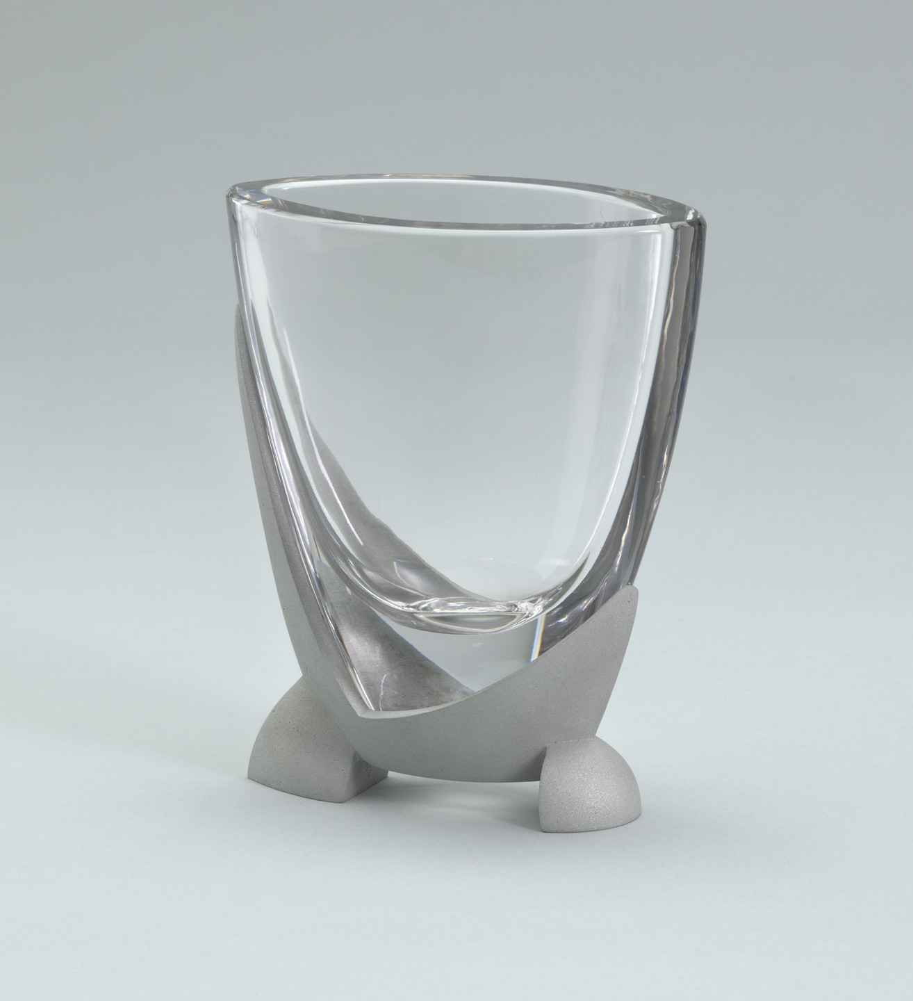 Marc Camille Chaimowicz. Loxos, Vase (for Parkett no. 96). 1989/2015