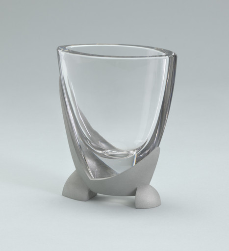 Loxos, Vase (for Parkett no. 96)