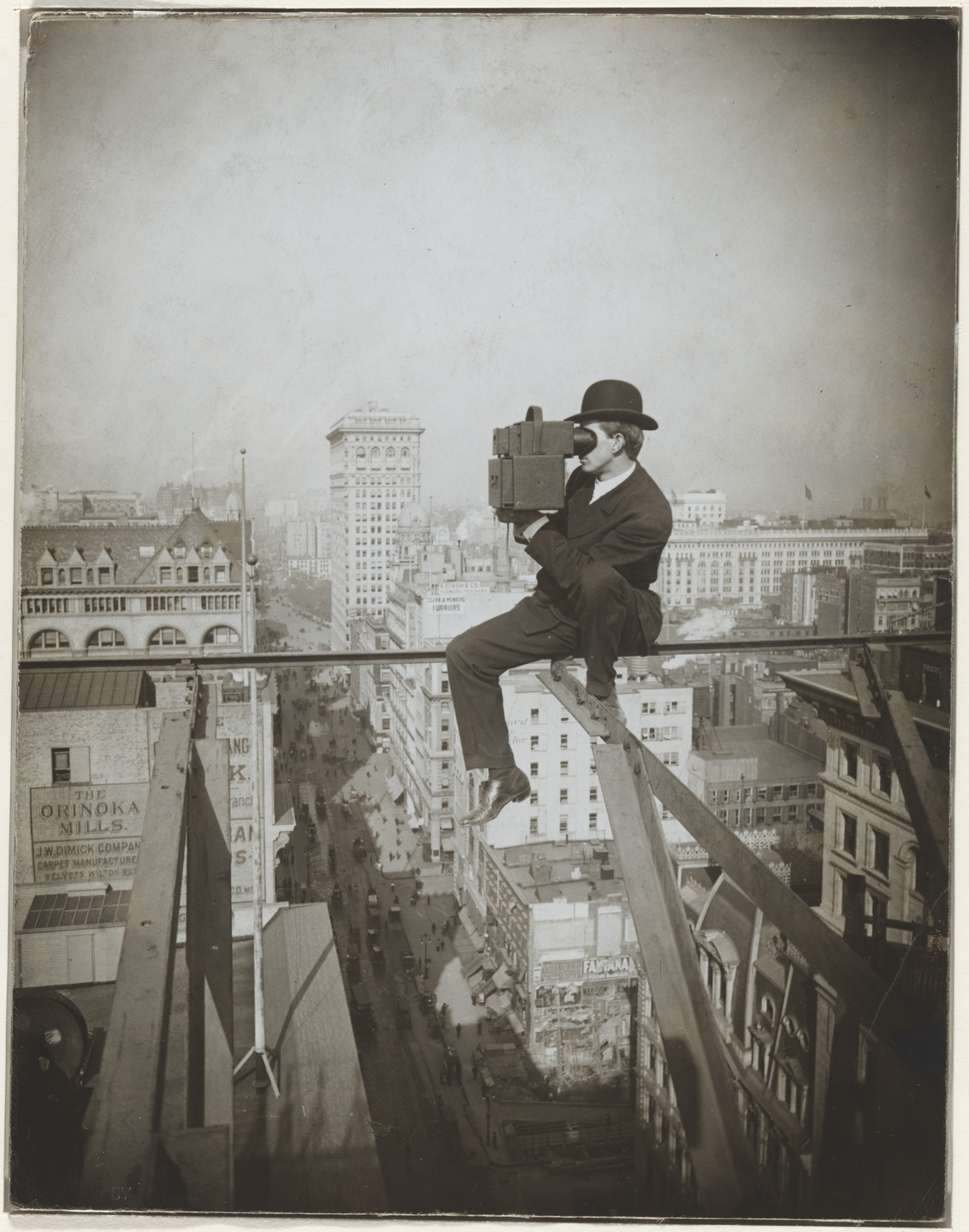 Underwood and Underwood. Above Fifth Avenue, Looking North. 1905