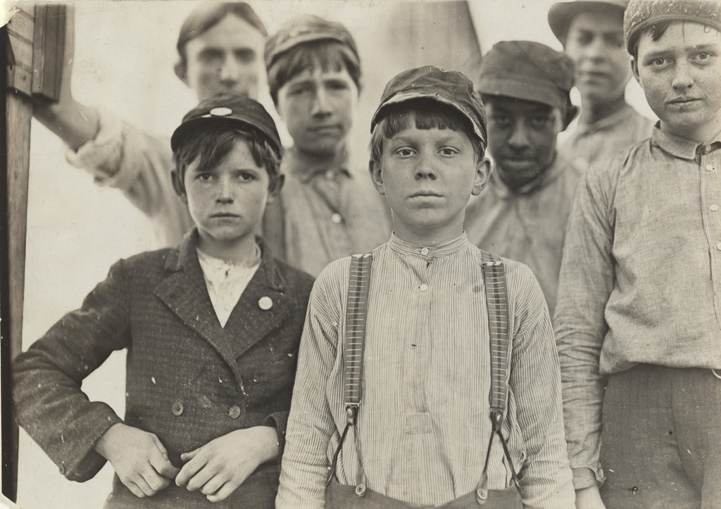 Doffers, Willingham Cotton Mill, Macon, Georgia