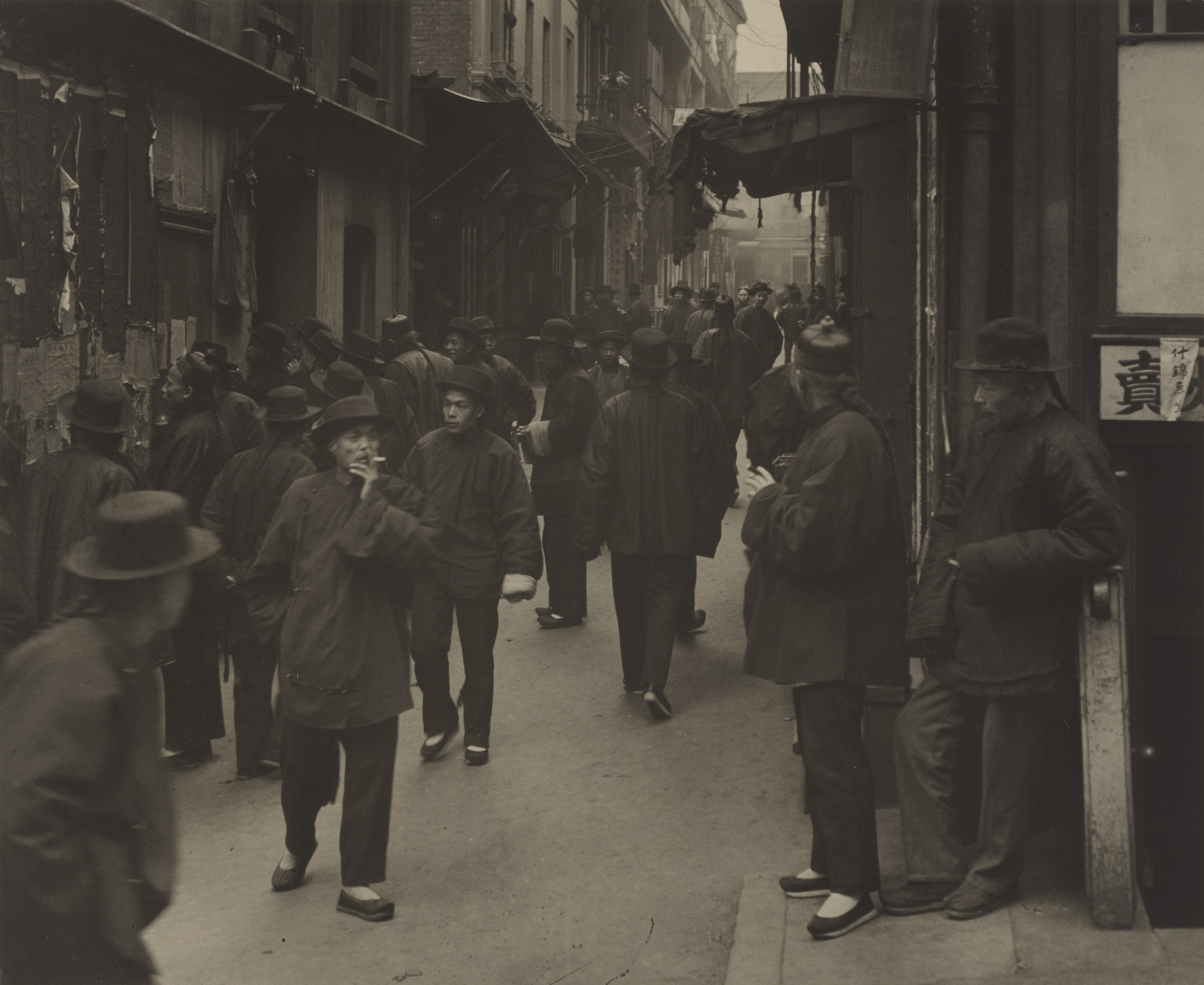 Arnold Genthe. The Street of the Gamblers. 1896-1906