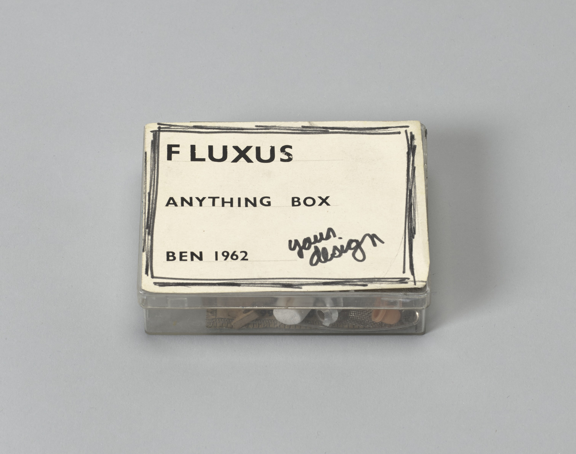 BEN, POUR OU CONTRE ベン・ヴォーチェ Fluxusフルクサス Ben Vautier. Fluxus Anything Box. 1962 | MoMA