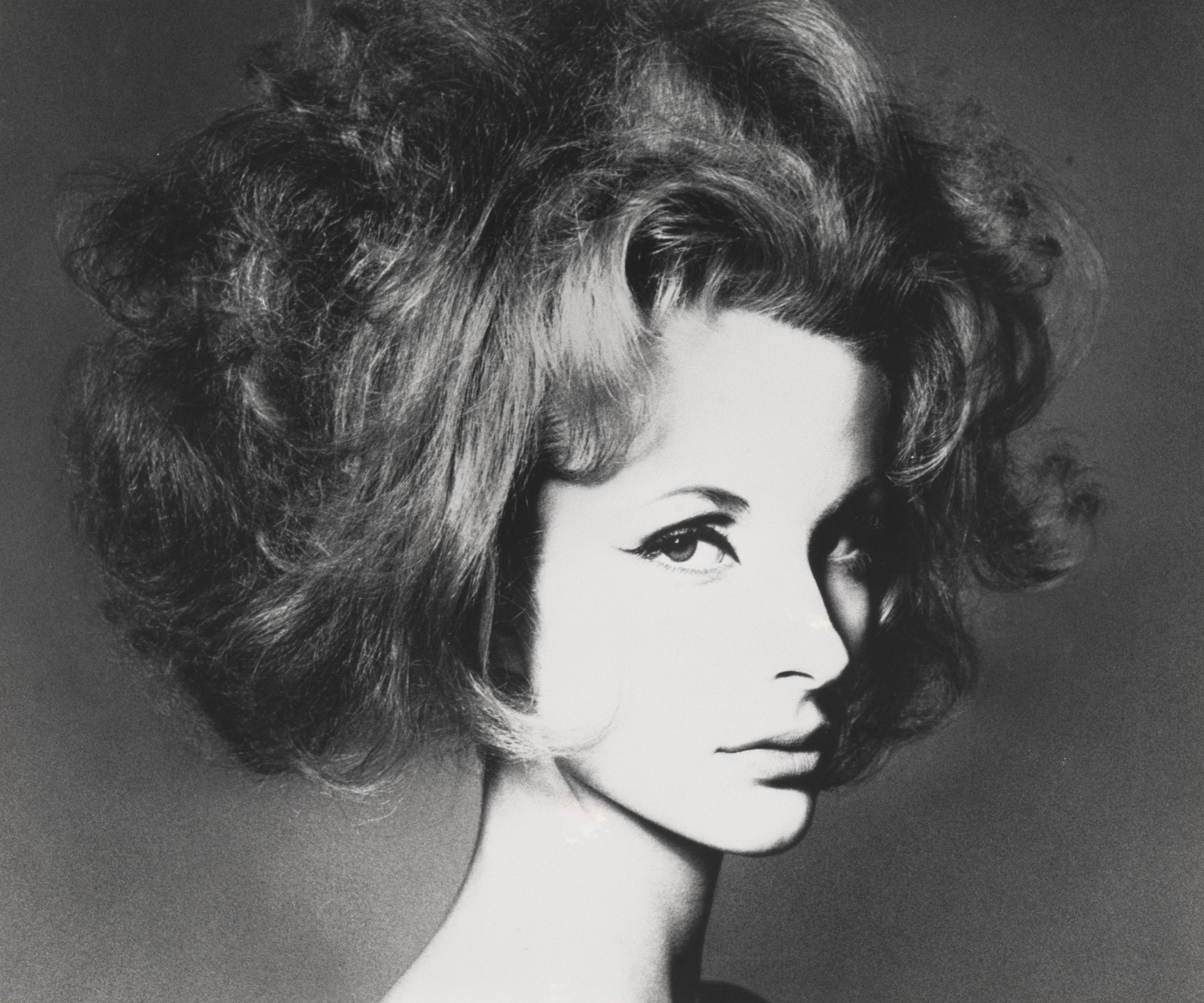 Richard Avedon. Dolores Guiness, Hair by Alexandre, Paris Studio. November 1961