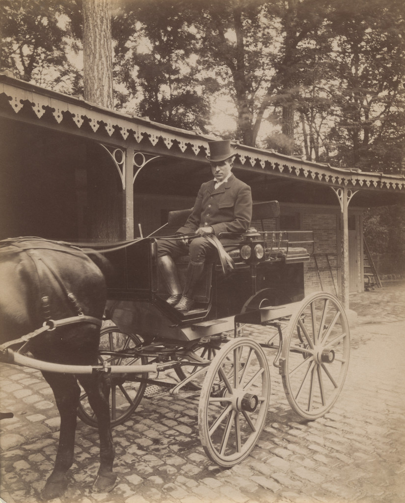 Voiture. Bois de Boulogne