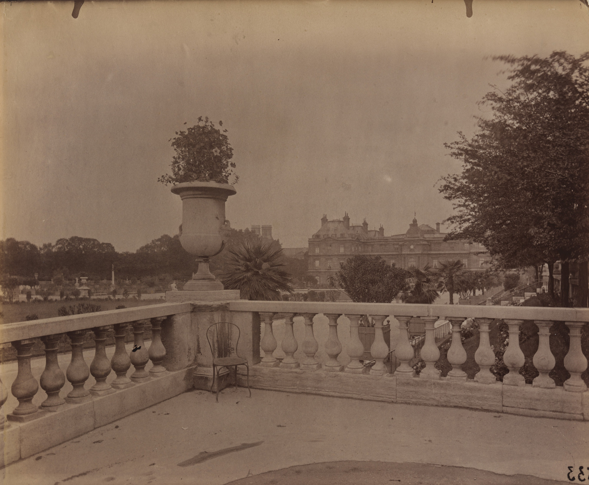 Eugène Atget. Jardin Luxembourg