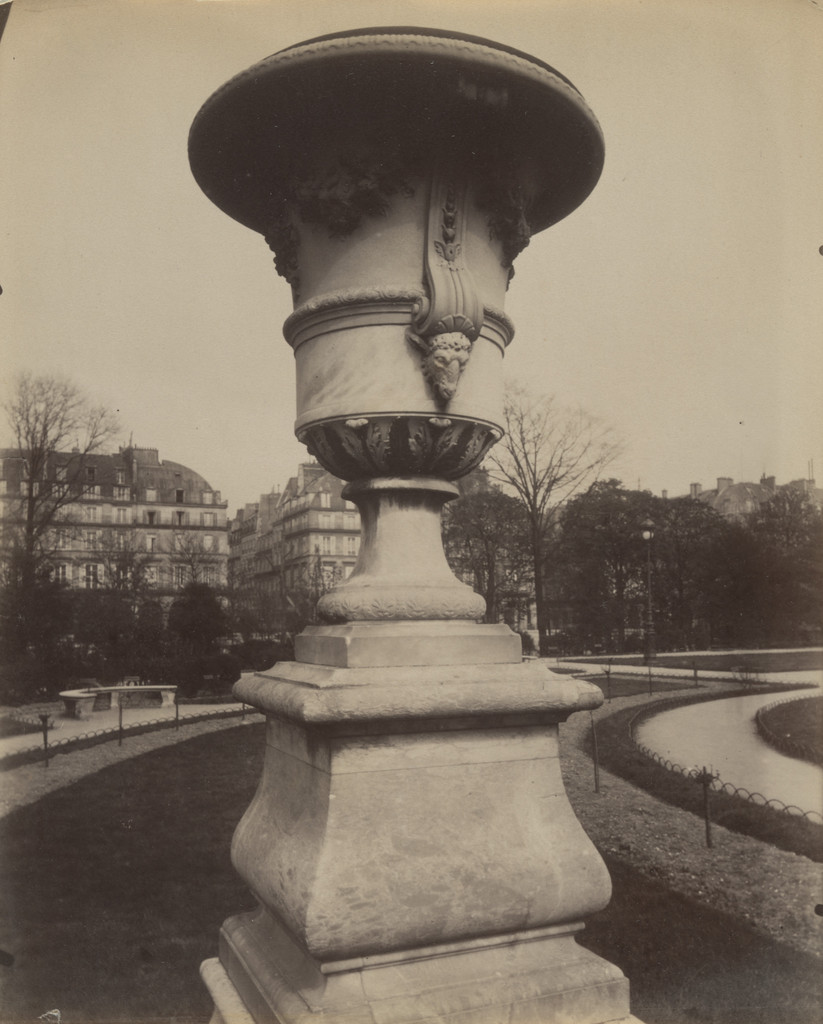 Tuileries (vase)