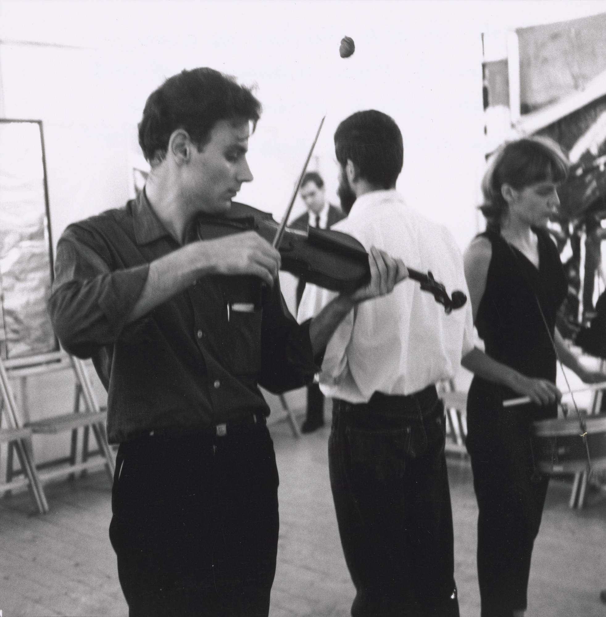 Fred W. McDarrah. 18 Happenings in 6 Parts, Reuben Gallery, New York, October 1959