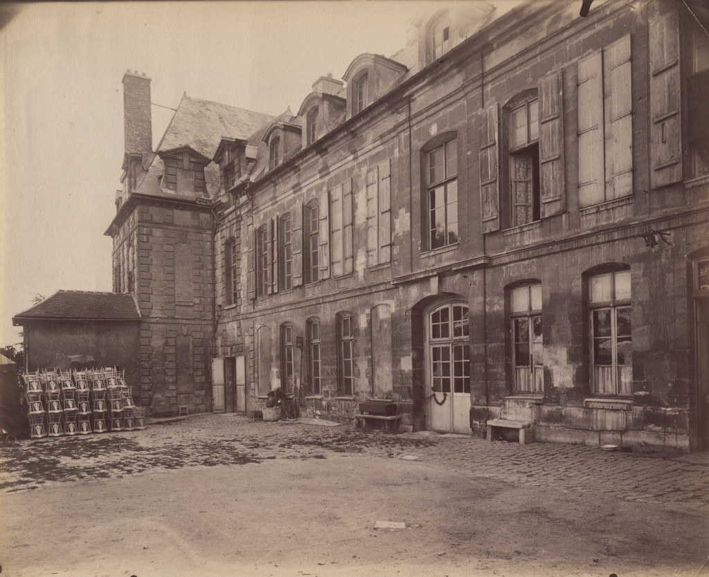 Courbevoie. Ancien Château