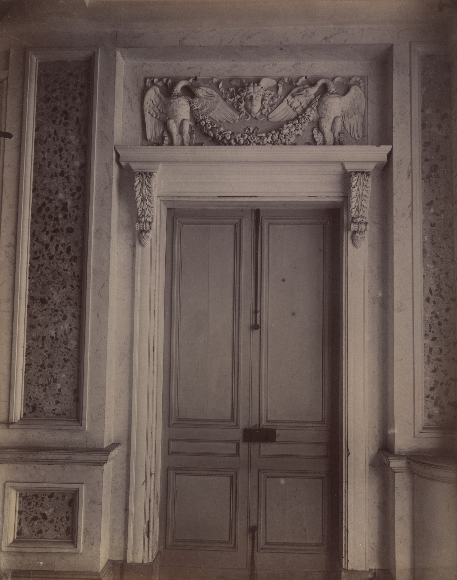 Eugène Atget. Maisons-Lafitte-château