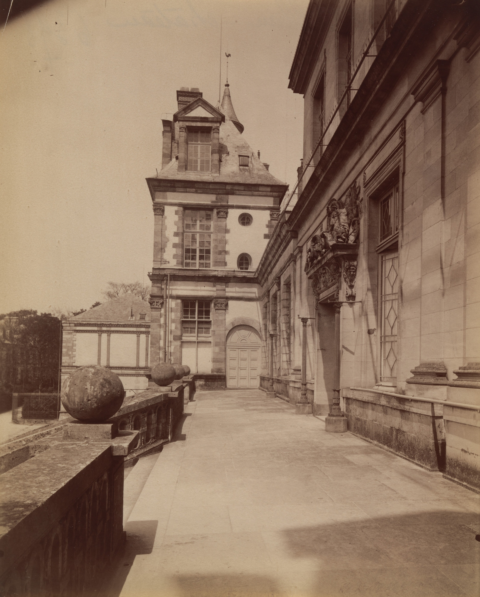 Eugène Atget. Fontainebleau (Château)