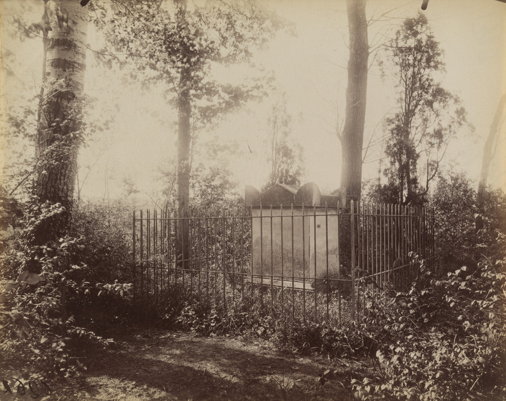 Tombe de l'acteur Molé à Antony